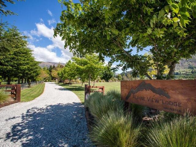 Alpine View Lodge, Guesthouse/bed And Breakfast For Rent, Wanaka
