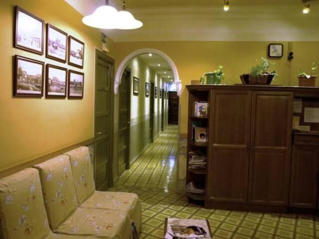 Hostal Orejas, Guesthouse/bed And Breakfast For Rent, Leon