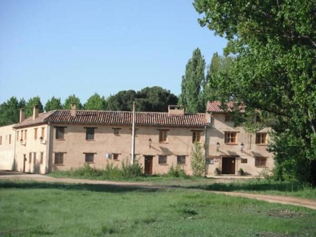 El Jardin De La Huerta, Hotel For Rent, Sahagun