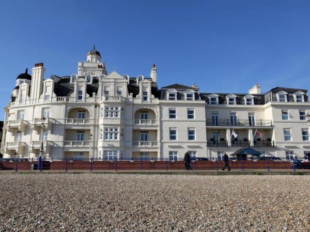 Gwesty Shore View, Hotel For Rent, Eastbourne