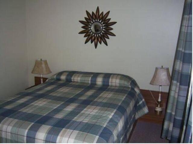 Lakeview Motel & Cottage, Moteli Ya Kukodisha, Kincardine (imewashwa)