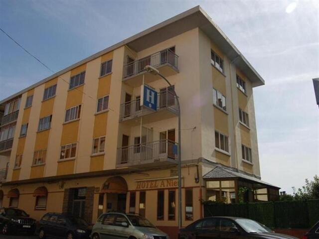 Hotel A Nieu, Hotel For Rent, Jaca