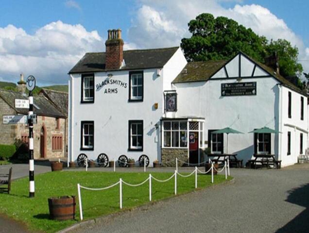 The Blacksmiths Arms, Hotel For Rent, Brampton
