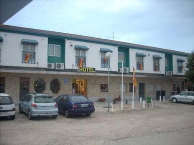 Hotel Corona De Castilla, Hotel For Rent, Villares De La Reina