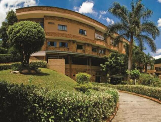 هوټل پالمیرا ریال، د کرایې لپاره هوټل، بوکرامنگا هوټل پالمیرا ریال، د کرایې لپاره هوټل، بوکرامنگا