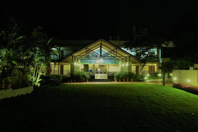 Cotton County Club And Resort, Resort For Rent, Hubli