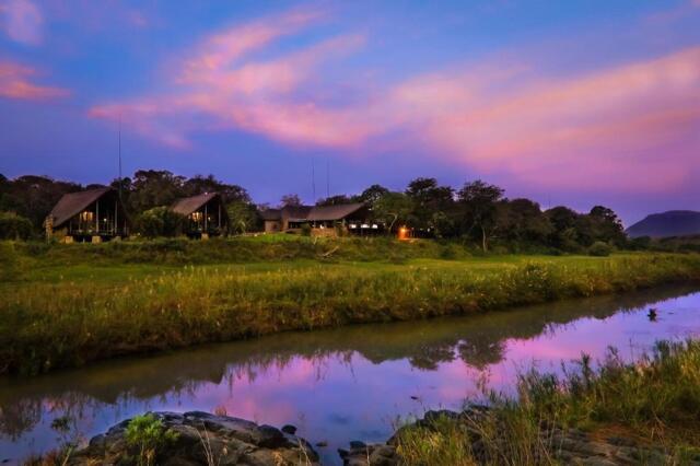 Amakhosi Safari Lodge, Guesthouse/bed And Breakfast For Rent, Pongola