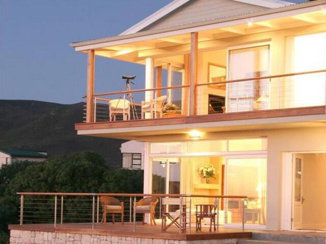 Ntlo ea Baeti ea 138 Marine Beachfront, Ntlo ea Baeti/bethe le Sejo sa hoseng, Hermanus