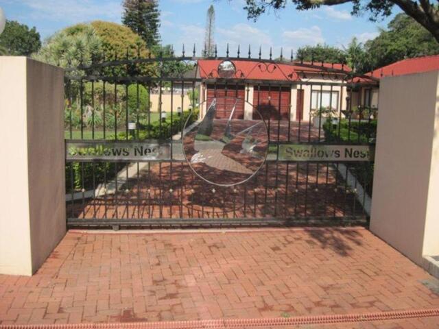 Swallows Nest Bed and Breakfast, Ntlo ea Baeti/bethe le Sejo sa hoseng, Margate