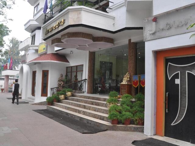 होटल ज्वेल्स, होटल फॉर रेंट, करनाल