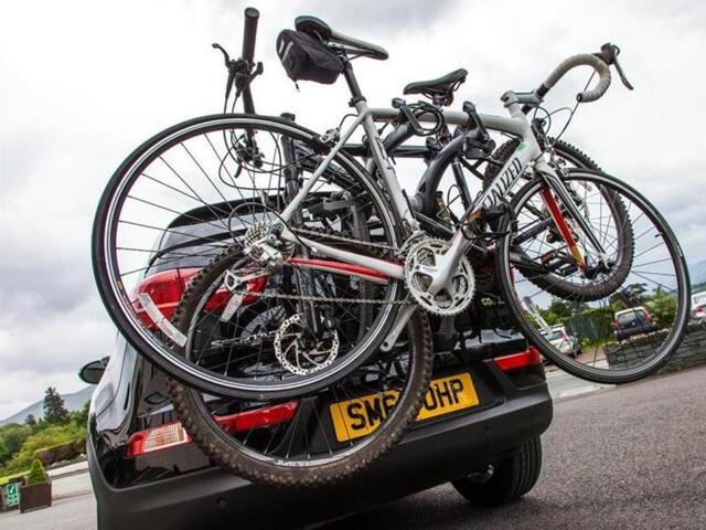 Lake District Castle Inn, Hotel For Rent, Keswick