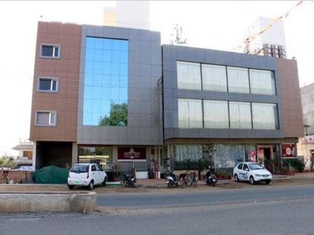 Hotel Dev International, Hotel For Rent, Chhindwara