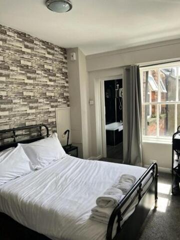 The Sun Inn, Hotel For Rent, Ulverston