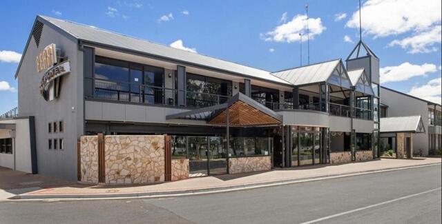 Berri Hotel, Motel For Rent, Berri