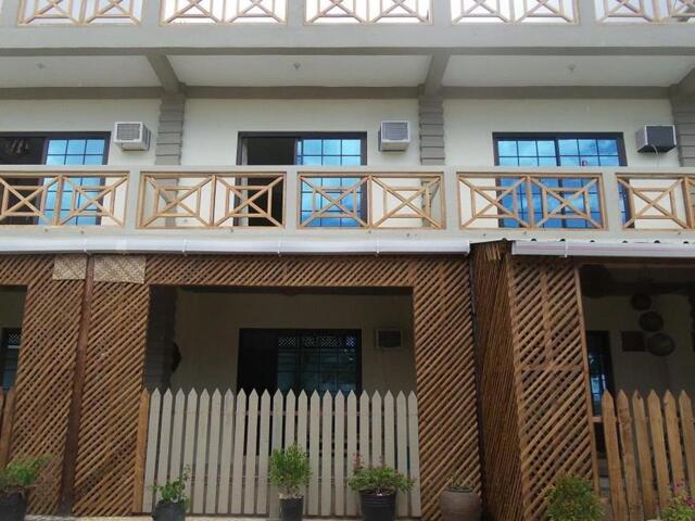 Stanley House Sea View, Serviced Apartment For Rent, Bohol
