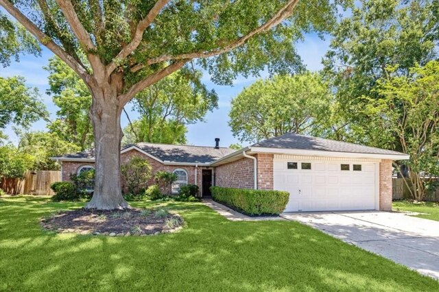 Home For Sale In Cypress, Texas