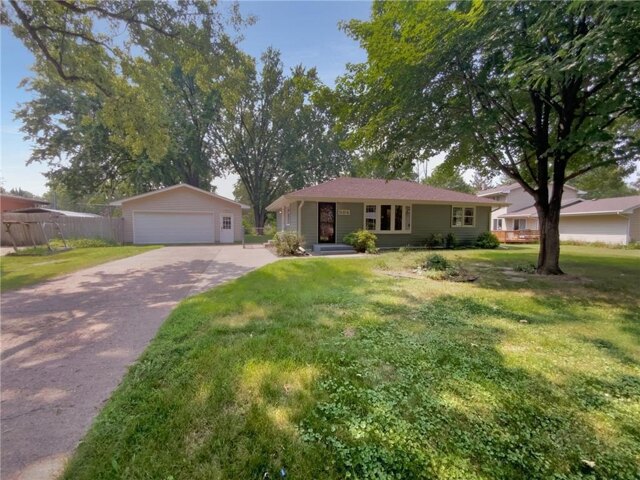 Bridge St, Shoreview, Home For Sale