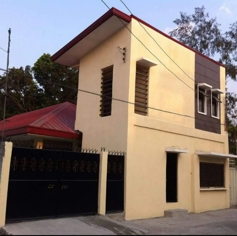 Del Pilar, Castillejos, House For Sale