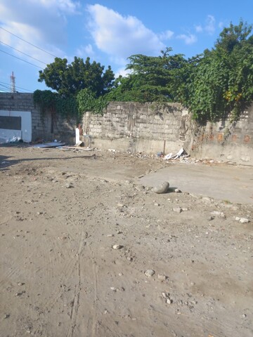 San Isidro, Paranaque, Lot For Rent