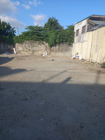 San Isidro, Paranaque, Lot For Rent