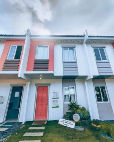 Dauis, Townhouse For Sale