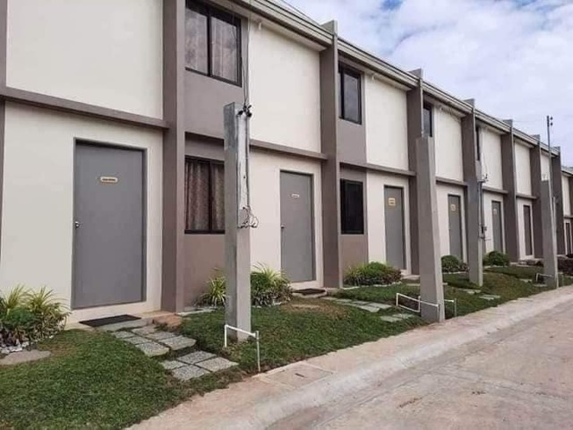 Mulawin, Orani, Townhouse For Sale