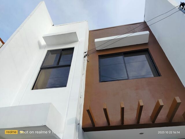 Mactan, Lapu-lapu, Townhouse For Sale