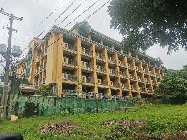 Buck Estate, Alfonso, House For Sale