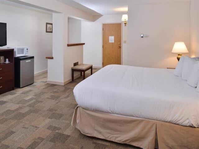 Second Avenue, Dawson City (yt), The Downtown, A