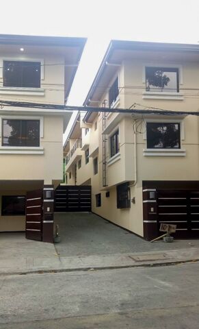 Fairview, Quezon, Townhouse For Sale