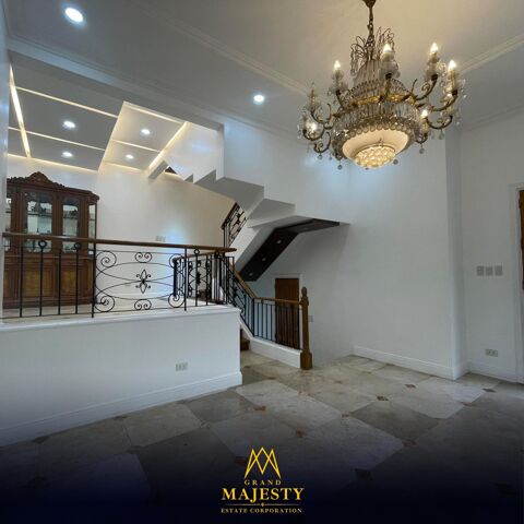 New Manila, Quezon, Townhouse For Sale