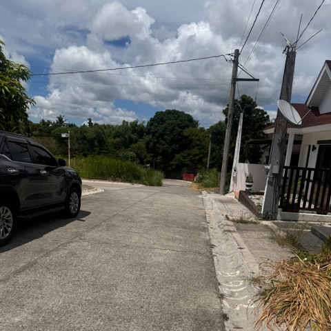 Tagaytay, Bato, House For Sale