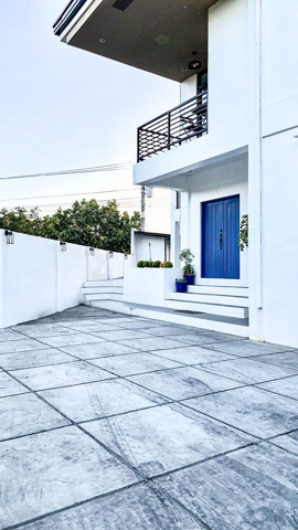 Laiya-ibabao, San Juan, House For Sale