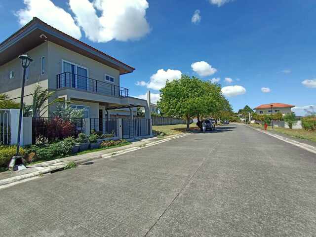 Inchican, Silang, House For Sale