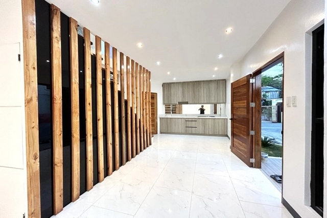 Casili, Consolacion, House For Sale