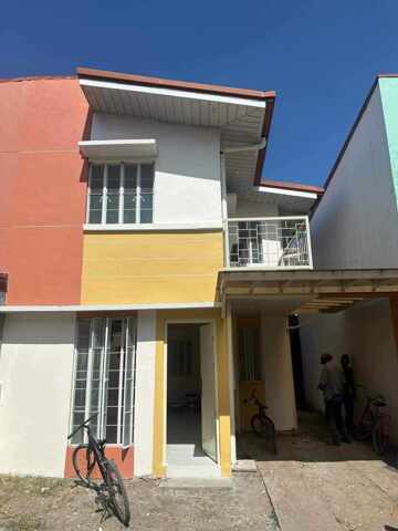 Castillejos, House For Sale