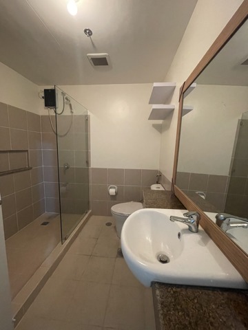 Kapitolyo, Pasig, Condo For Rent