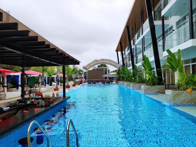 Airport Road, San Fermin, Cauayan, The Hotel Sophia