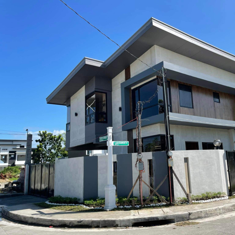 Canlalay, Binan, House For Sale