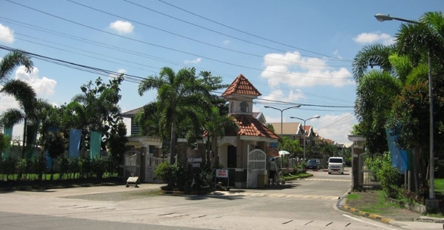 Samput, Paniqui, House For Sale