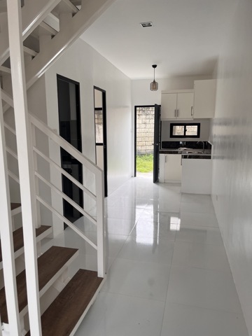 Santo Domingo, Cainta, Townhouse For Sale