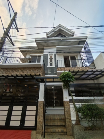 Binan, Townhouse For Sale