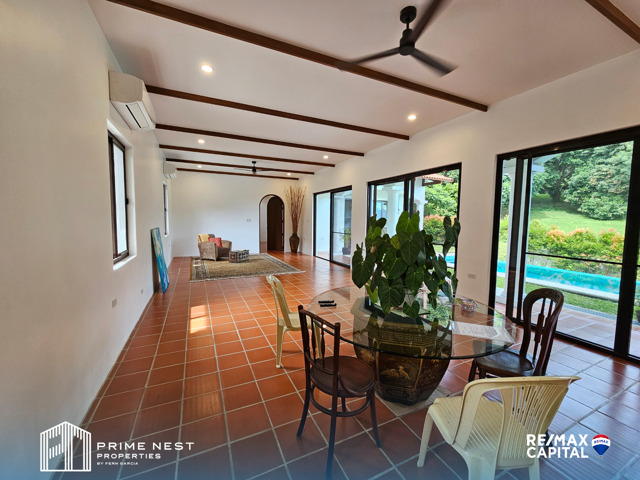 Puting Kahoy, Silang, House For Sale