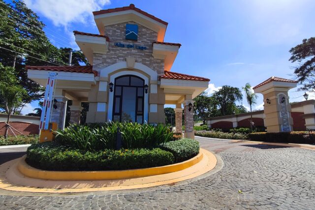 Poblacion, Balete, Lot For Sale